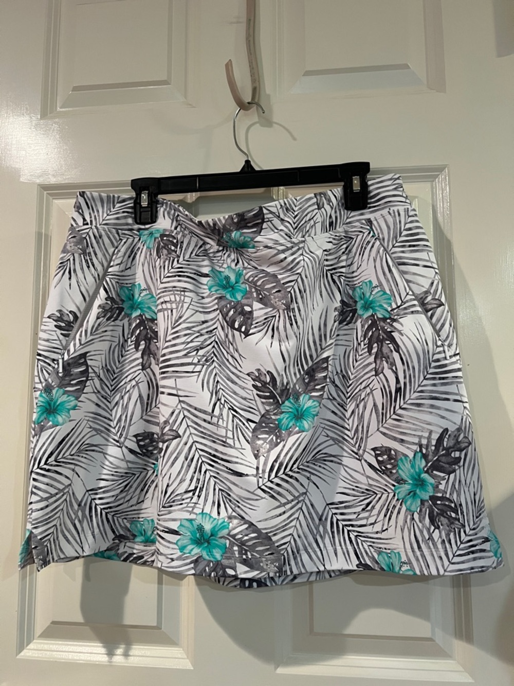 Tommy Bahama Island zone XL skort palm hibiscus